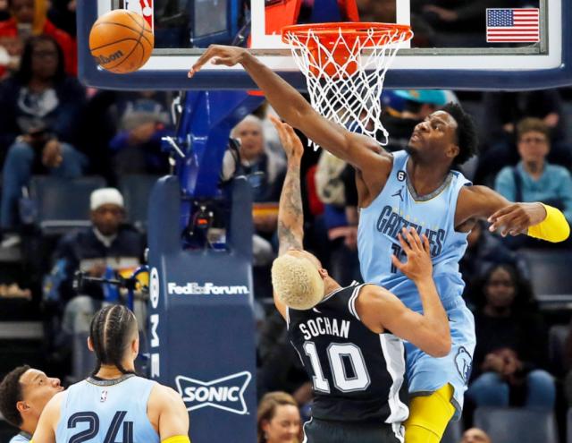 开云体育官网-DPOY有利争夺者！与前辈相比 杰克逊到底有多特别？